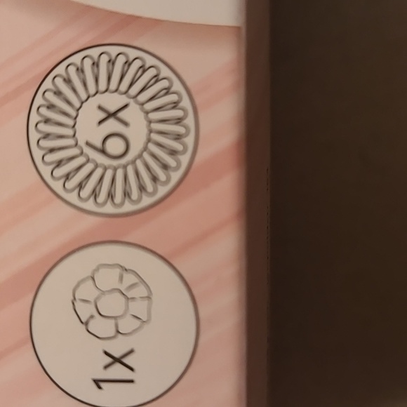 INVISI BOBBLE BRAND HAIR SCRUNCHIE AND PONY TAIL HOLDERS - Picture 6 of 6